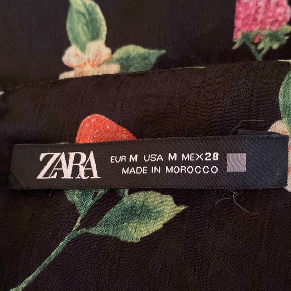 NWOT Zara fabulous black dress w/ beautiful floral pattern. Flirty & fun! - Picture 12 of 15